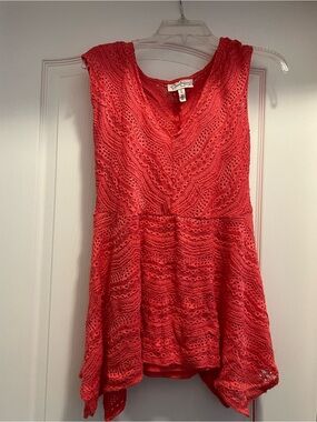 Jessica Simpson Maternity Coral Crochet Sleeveless Peplum Tunic